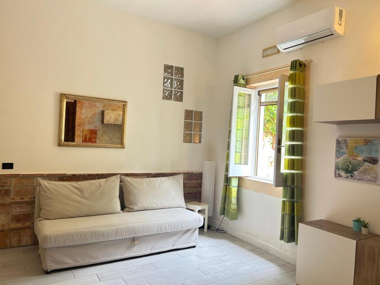 Dolce Basilico Bed & Breakfast อากรอโปลี ภายนอก รูปภาพ