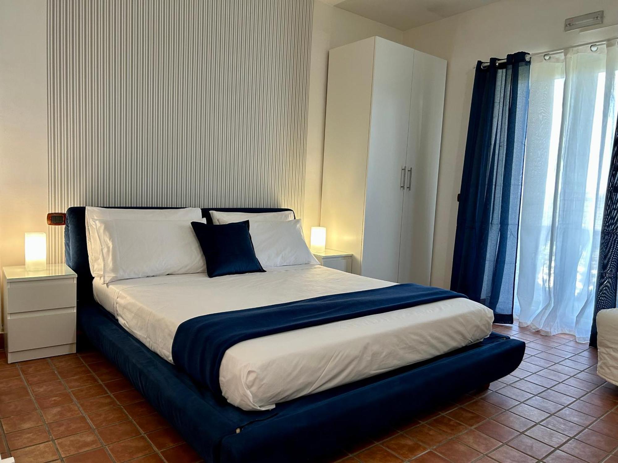 Dolce Basilico Bed & Breakfast อากรอโปลี ภายนอก รูปภาพ